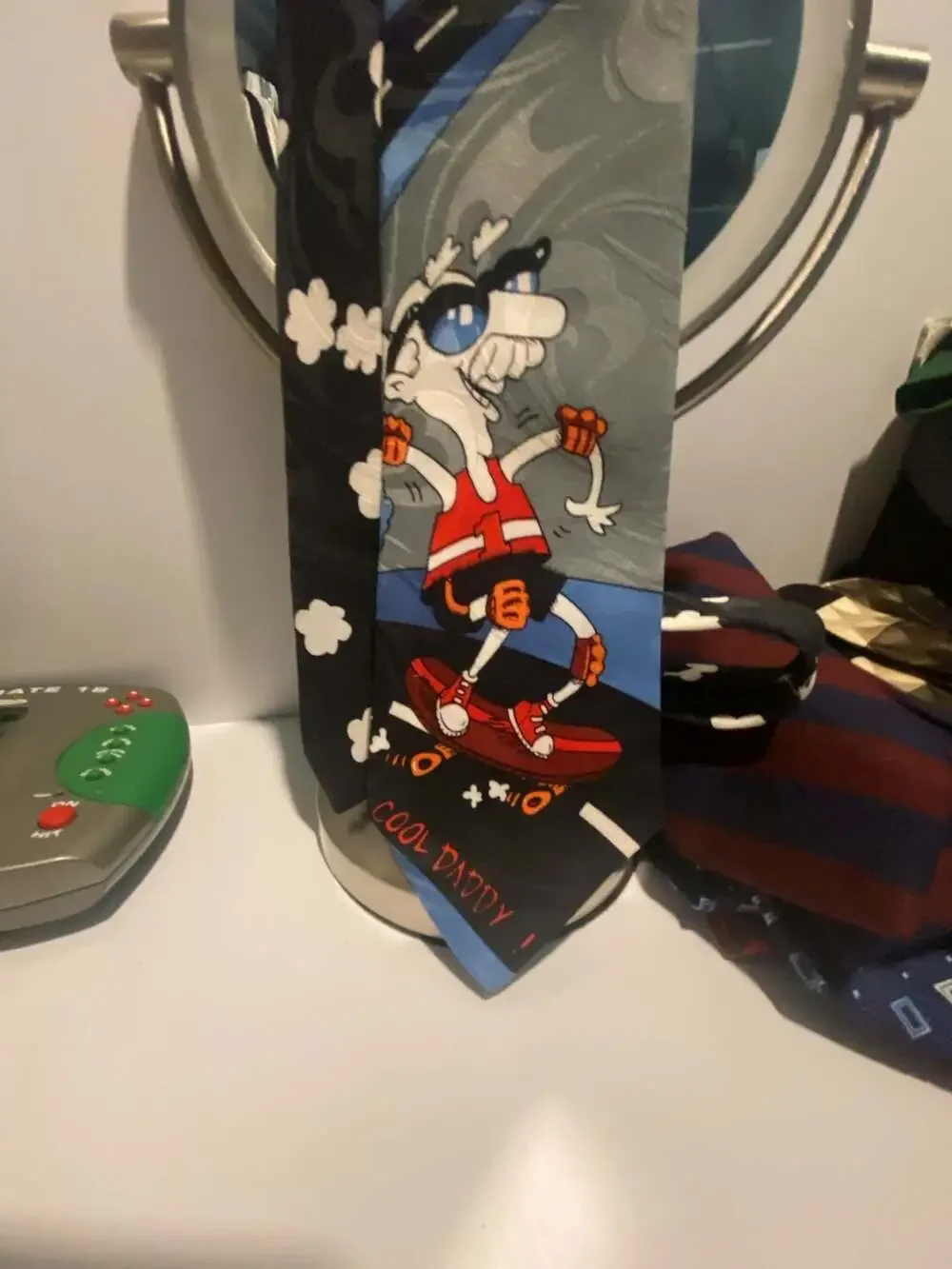 Vintage Looney Tunes 'Cool Daddy' Grandpa Character Skateboarding Novelty Neckti